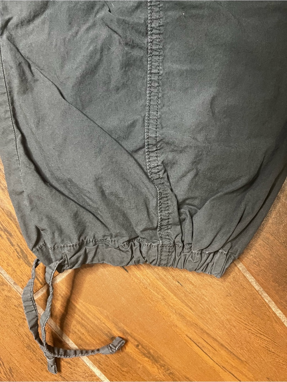 Aerie High Waisted Cargo Baggy Gray Pants Womens Small - Picture 4 of 6